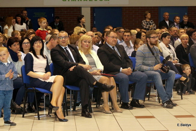 Pasowanie na dworze Króla Stanisława w SP 13 (zdjęcia)