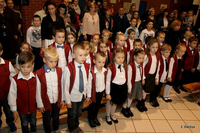 Pasowanie na dworze Króla Stanisława w SP 13 (zdjęcia)