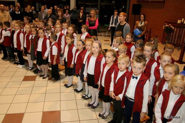 Pasowanie na dworze Króla Stanisława w SP 13 (zdjęcia)