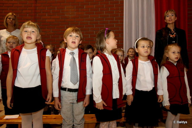 Pasowanie na dworze Króla Stanisława w SP 13 (zdjęcia)