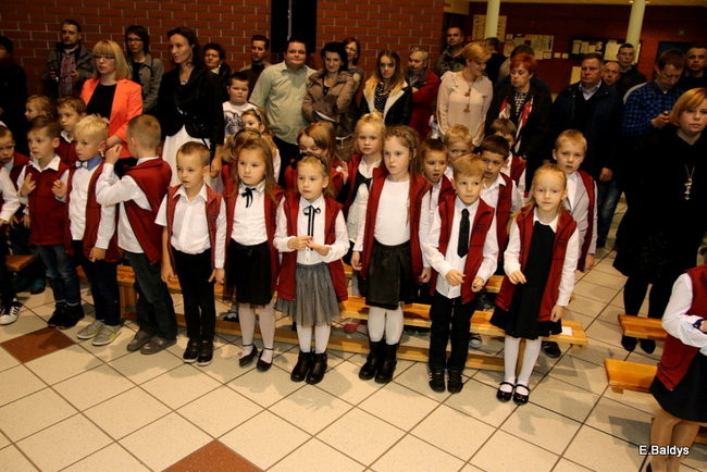 Pasowanie na dworze Króla Stanisława w SP 13 (zdjęcia)