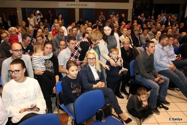 Pasowanie na dworze Króla Stanisława w SP 13 (zdjęcia)