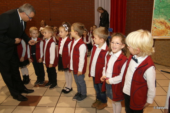 Pasowanie na dworze Króla Stanisława w SP 13 (zdjęcia)