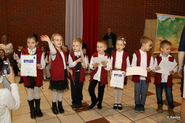 Pasowanie na dworze Króla Stanisława w SP 13 (zdjęcia)