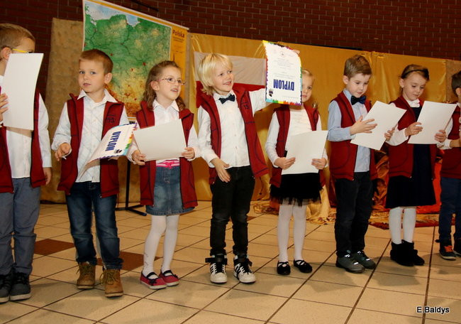 Pasowanie na dworze Króla Stanisława w SP 13 (zdjęcia)