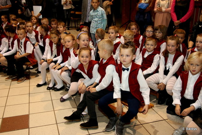 Pasowanie na dworze Króla Stanisława w SP 13 (zdjęcia)