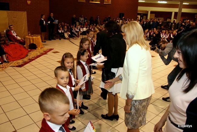 Pasowanie na dworze Króla Stanisława w SP 13 (zdjęcia)