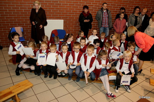 Pasowanie na dworze Króla Stanisława w SP 13 (zdjęcia)