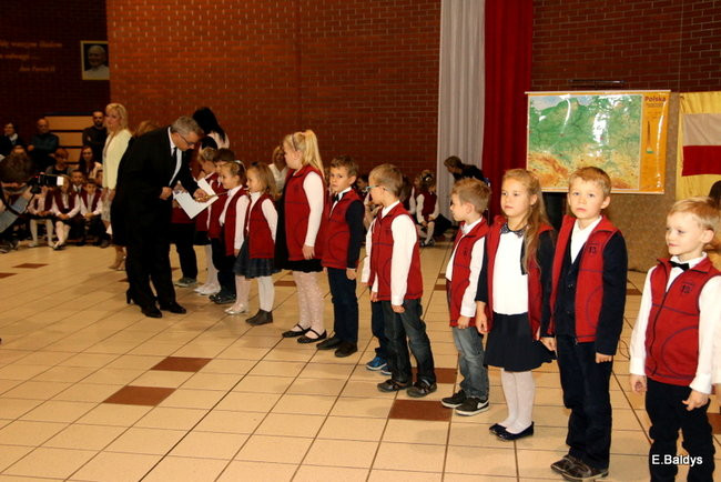 Pasowanie na dworze Króla Stanisława w SP 13 (zdjęcia)