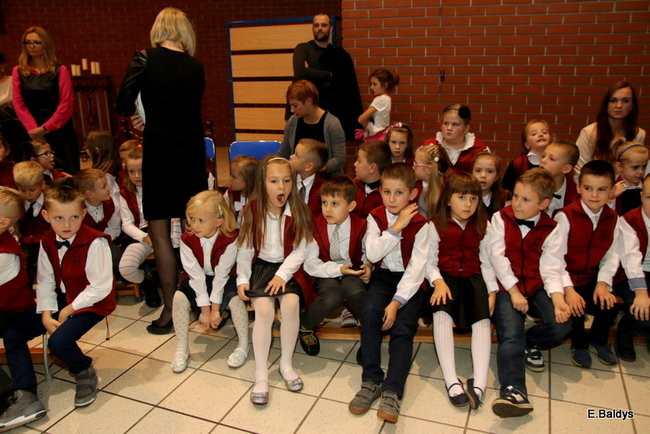 Pasowanie na dworze Króla Stanisława w SP 13 (zdjęcia)