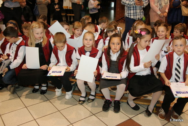 Pasowanie na dworze Króla Stanisława w SP 13 (zdjęcia)