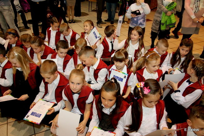 Pasowanie na dworze Króla Stanisława w SP 13 (zdjęcia)