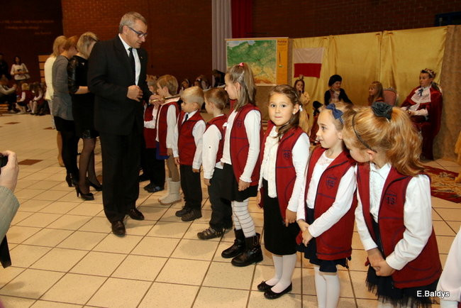 Pasowanie na dworze Króla Stanisława w SP 13 (zdjęcia)