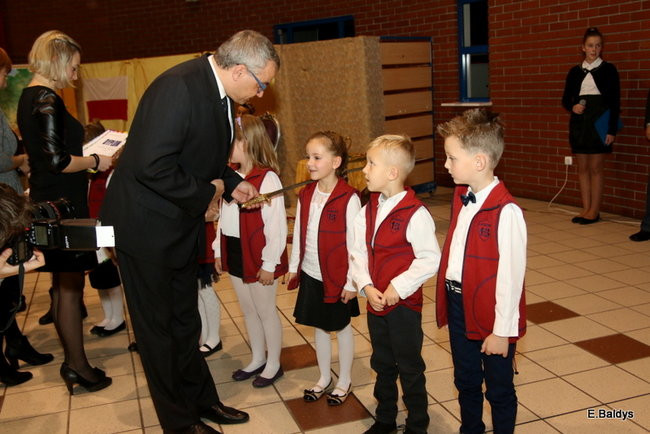 Pasowanie na dworze Króla Stanisława w SP 13 (zdjęcia)