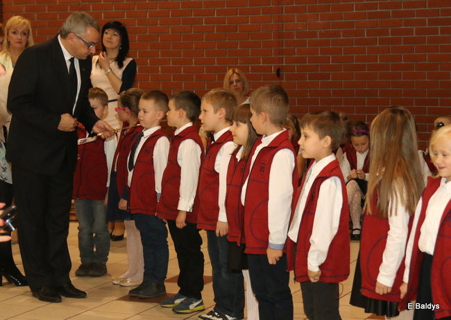 Pasowanie na dworze Króla Stanisława w SP 13 (zdjęcia)