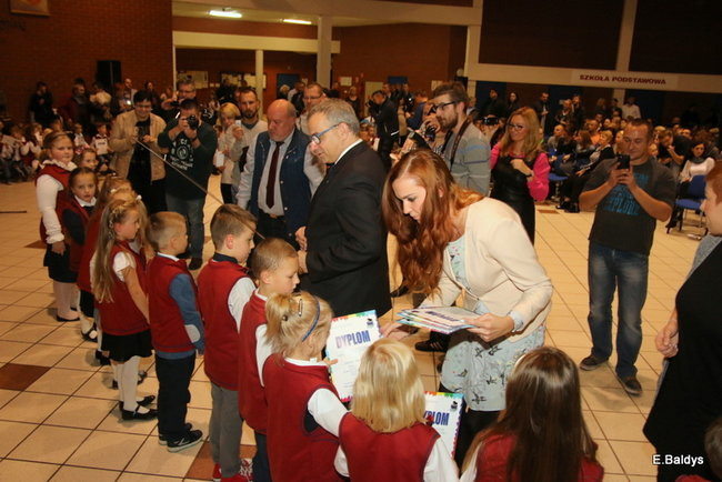 Pasowanie na dworze Króla Stanisława w SP 13 (zdjęcia)