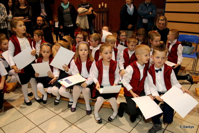 Pasowanie na dworze Króla Stanisława w SP 13 (zdjęcia)