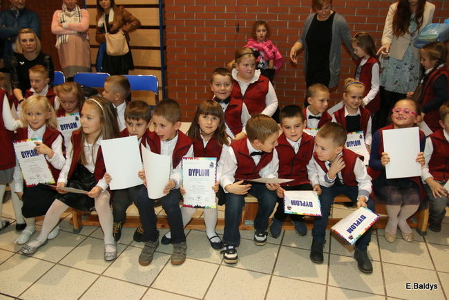 Pasowanie na dworze Króla Stanisława w SP 13 (zdjęcia)