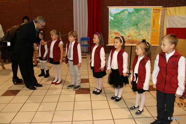 Pasowanie na dworze Króla Stanisława w SP 13 (zdjęcia)