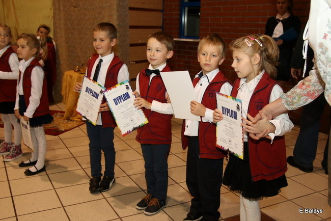 Pasowanie na dworze Króla Stanisława w SP 13 (zdjęcia)