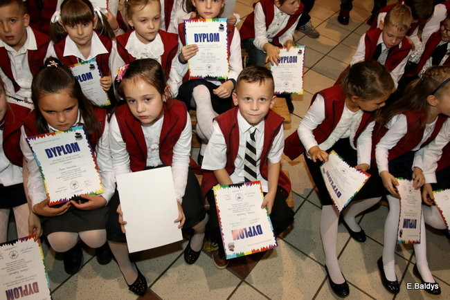 Pasowanie na dworze Króla Stanisława w SP 13 (zdjęcia)