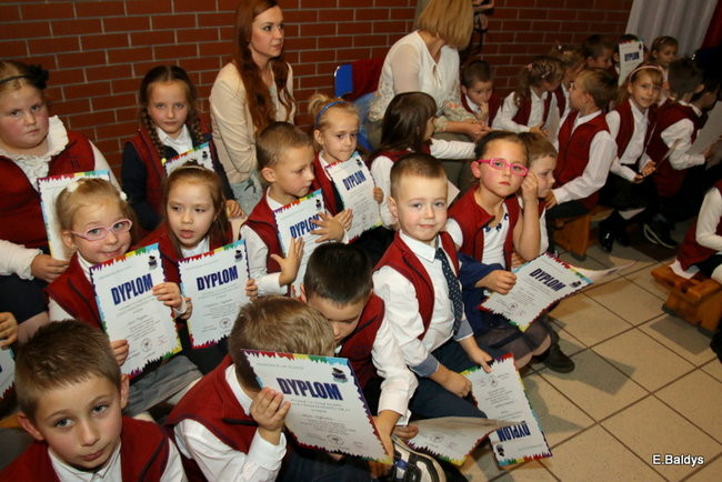 Pasowanie na dworze Króla Stanisława w SP 13 (zdjęcia)