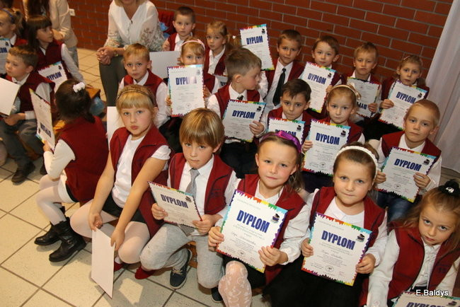 Pasowanie na dworze Króla Stanisława w SP 13 (zdjęcia)