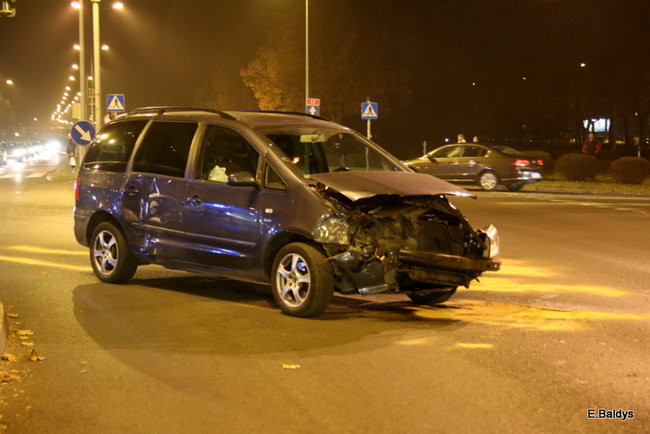 Wypadek w centrum Leszna. Dwie osoby ranne