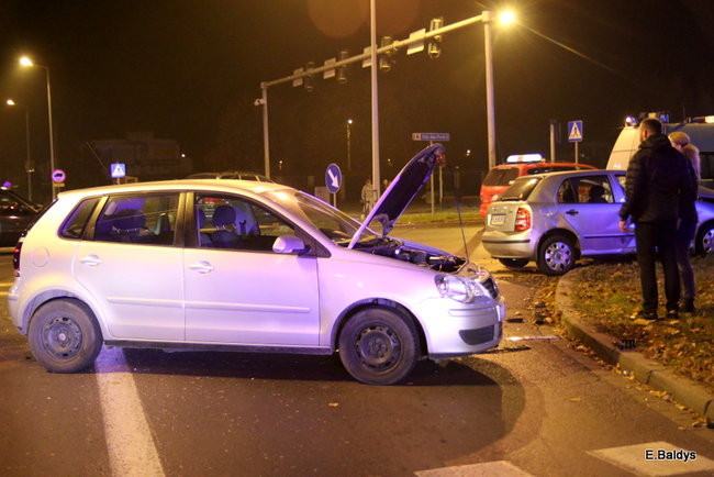Wypadek w centrum Leszna. Dwie osoby ranne