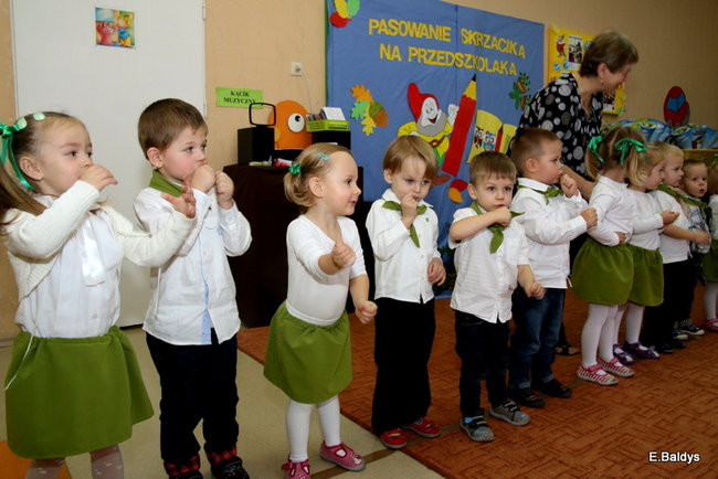 Pasowanie w Przedszkolu Miejskim nr 18 (zdjęcia)