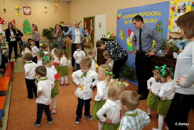 Pasowanie w Przedszkolu Miejskim nr 18 (zdjęcia)