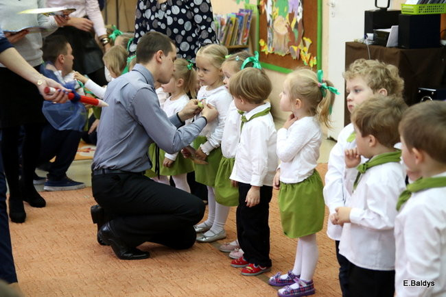 Pasowanie w Przedszkolu Miejskim nr 18 (zdjęcia)