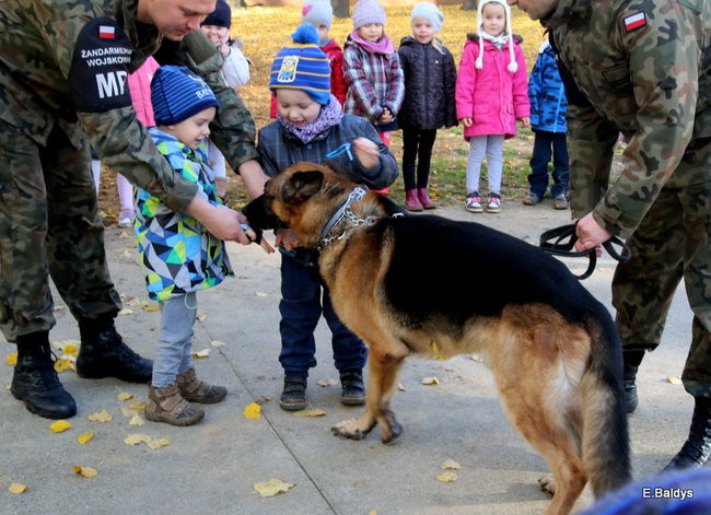 Żandarmi w Przedszkolu Miejskim nr 11 (zdjęcia)