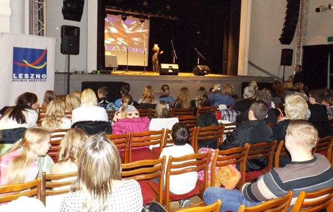 Dali czadu po angielsku (zdjęcia)