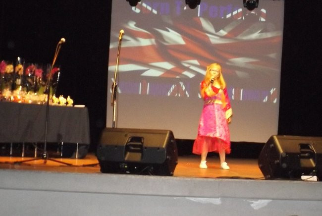 Dali czadu po angielsku (zdjęcia)