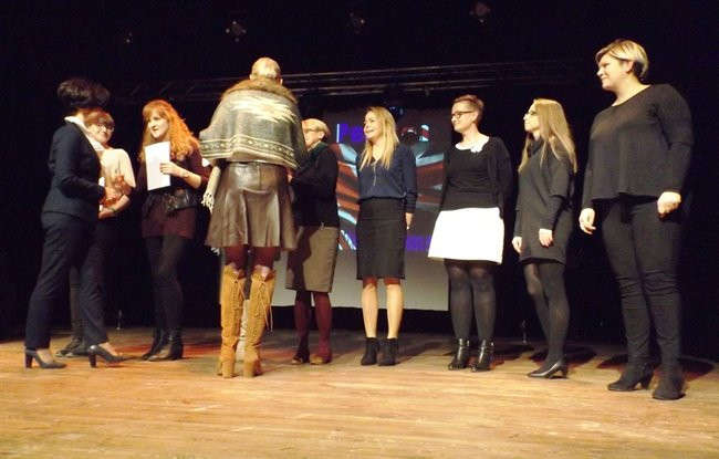 Dali czadu po angielsku (zdjęcia)