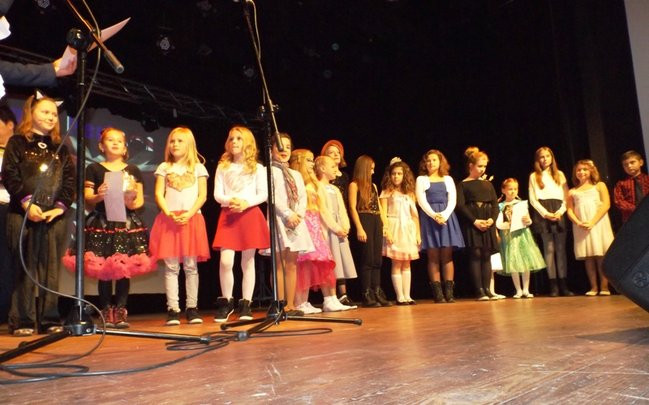 Dali czadu po angielsku (zdjęcia)