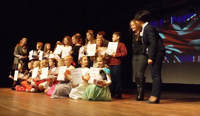 Dali czadu po angielsku (zdjęcia)