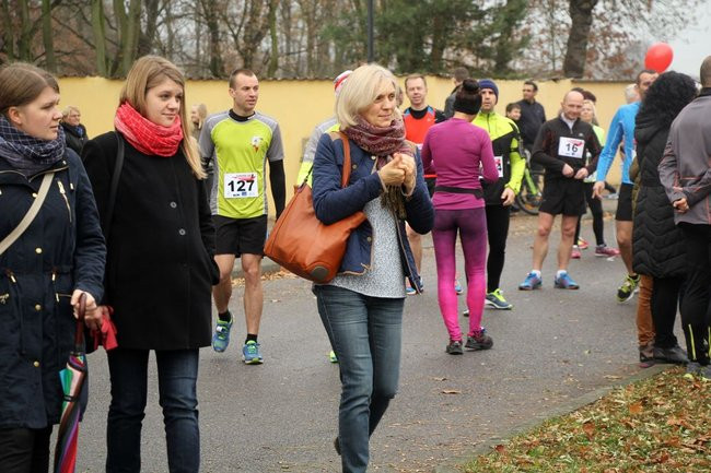 Niepodległościowy bieg w Rydzynie (zdjęcia)