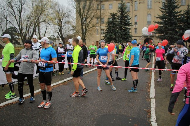 Niepodległościowy bieg w Rydzynie (zdjęcia)