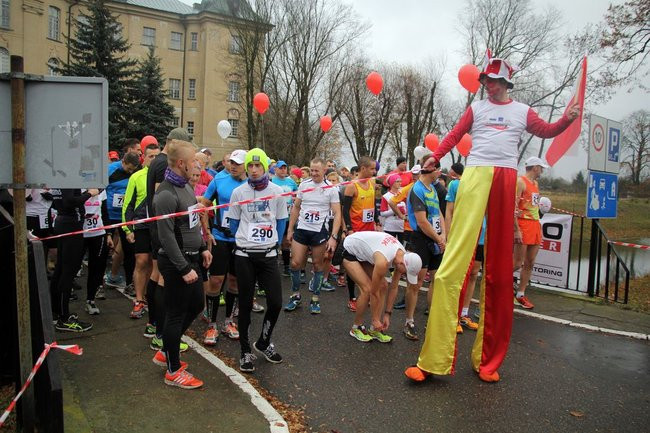 Niepodległościowy bieg w Rydzynie (zdjęcia)