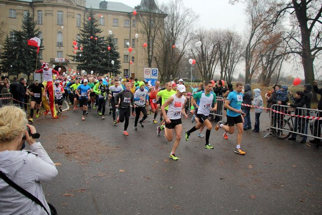Niepodległościowy bieg w Rydzynie (zdjęcia)