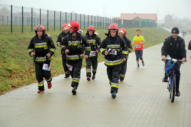 Niepodległościowy bieg w Rydzynie (zdjęcia)