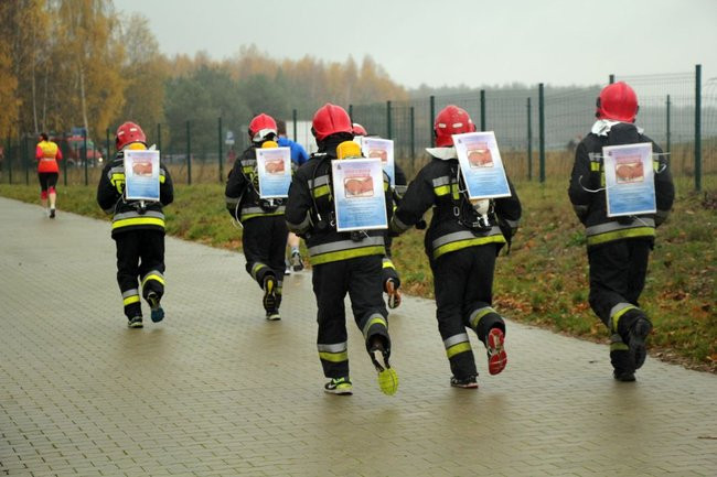 Niepodległościowy bieg w Rydzynie (zdjęcia)