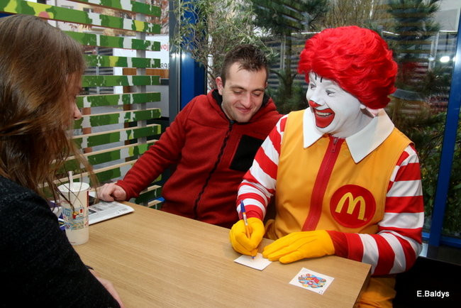 Ronald McDonald odwiedził Leszno (zdjęcia)