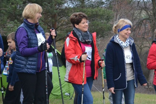 Niepodległościowe bieganie w Bojanicach (zdjęcia)