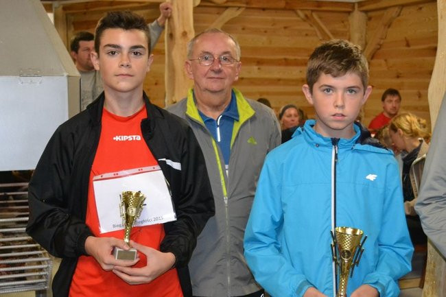 Niepodległościowe bieganie w Bojanicach (zdjęcia)