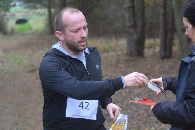 Niepodległościowe bieganie w Bojanicach (zdjęcia)