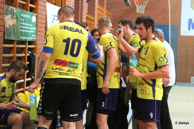 Fantastyczny mecz w Lesznie! (zdjęcia)