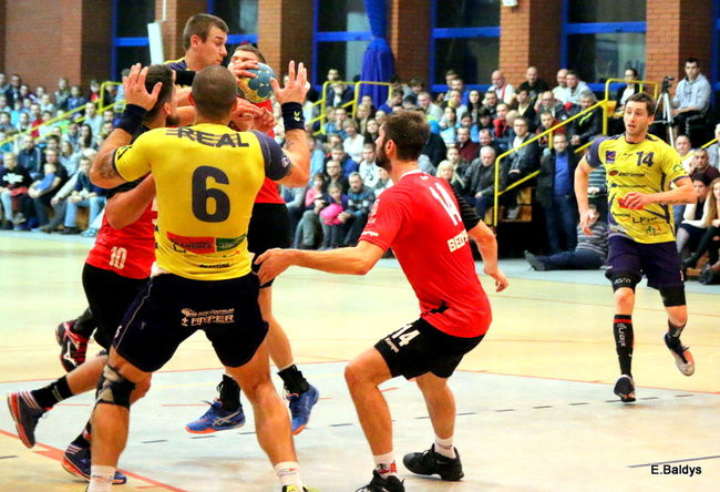 Fantastyczny mecz w Lesznie! (zdjęcia)